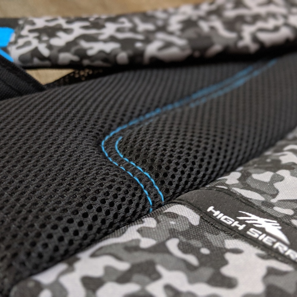 High Sierra RipRap Every Day Backpack Digi Camo - Picture 4 of 8